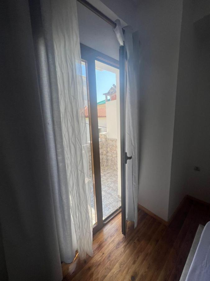 Zoto Appartamento Himare